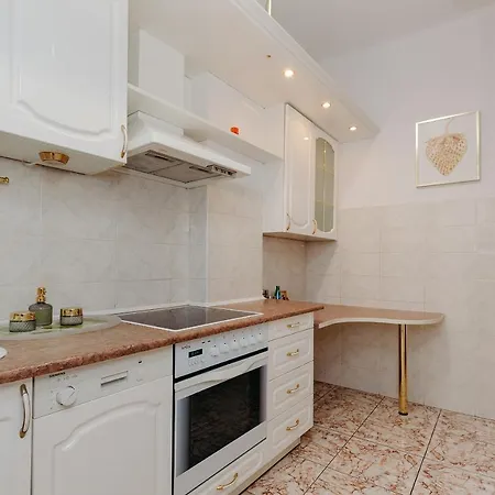 Shortstaypoland Piwna Apartment Warsaw